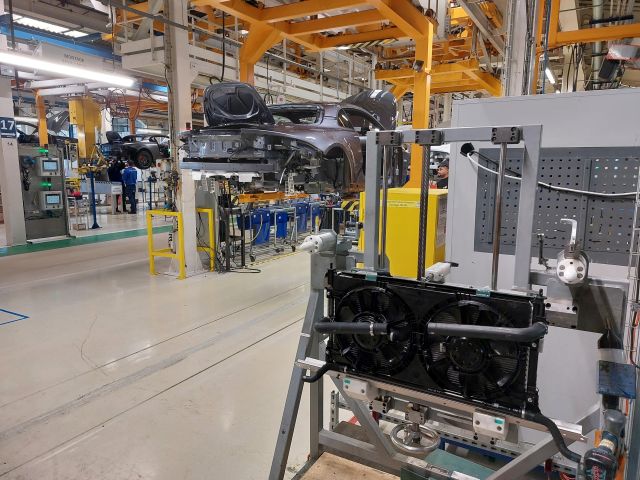 Renault schickt Alpine an die Ladesäule - Bild 1