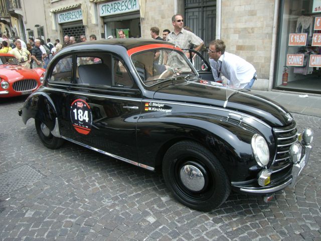 Wirtschaftsfaktor Oldtimer - Bild 1