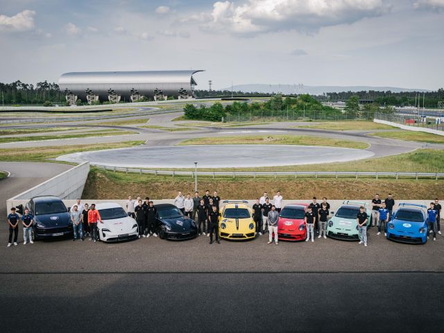 Porsche verleiht Turbo-Awards - Bild 1