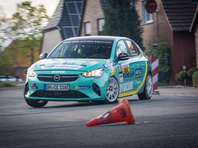 Opel Corsa Rally Electric startet erstmals in der Schweiz