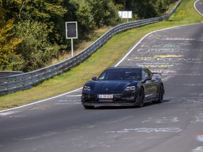 Mit dem Vorserienauto 26 Sekunden schneller