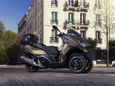 Piaggio verbannt den Peugeot Metropolis aus Italien