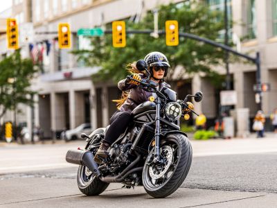  Honda feilt an der großen Rebel