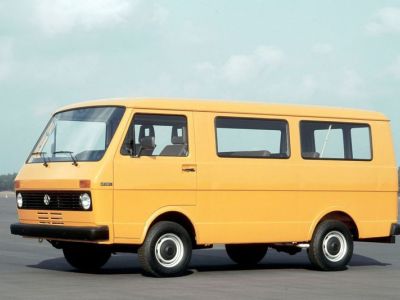 Im Rückspiegel: Der Bulli bekommt einen großen Bruder