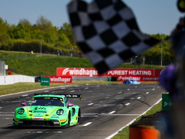 47.000 Zuschauer feiern den DTM-Auftakt - Bild 1