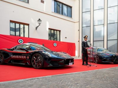 Damit‘s schneller geht: Ein Maserati und ein Alfa Romeo für die Carabinieri