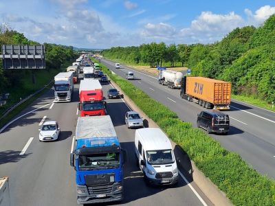 Stauprognose: Weiterhin hohes Verkehrsaufkommen