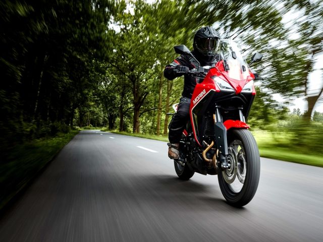 Die Moto Morini X-Cape 650 gibt es ab 7599 Euro - Bild 1