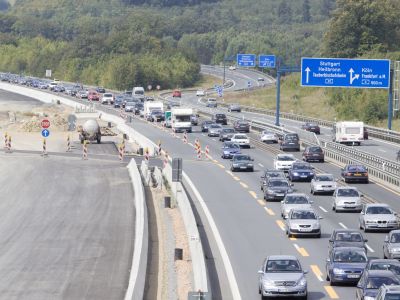 Stauprognose: Langes Wochenende steht bevor