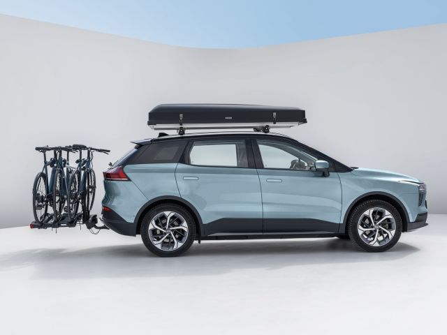 Jetzt kann er seine hohe Anhängelast auch auskosten - Bild 1