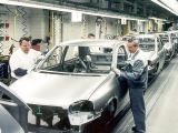 Opel setzt in Eisenach seit 30 Jahren eine lange Tradition fort - Bild 8