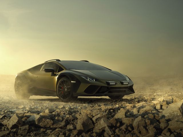 Der Lamborghini Huracán verlässt den Asphalt  - Bild 1