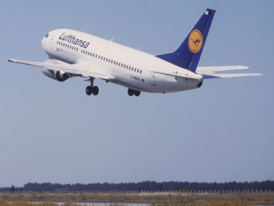 Zahl der Fluggäste verdoppelte sich wieder