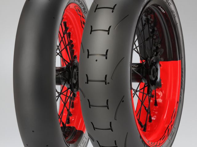 Metzeler bereift die Supermoto-Meisterschaften - Bild 1