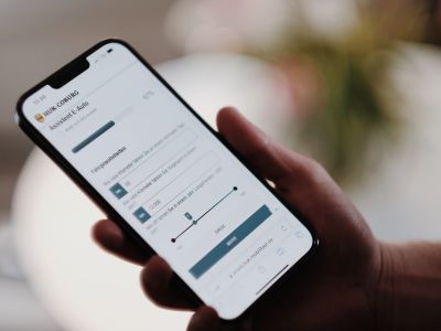 Die HUK-Coburg hilft beim Einstieg in die Elektromobilität