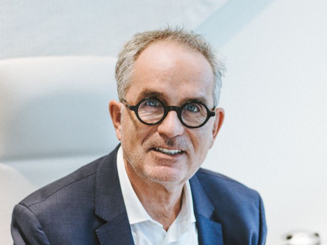 Autohandel-Mogul Burkhard Weller traut Chinesen 15 Prozent Marktanteil zu - Bild 1