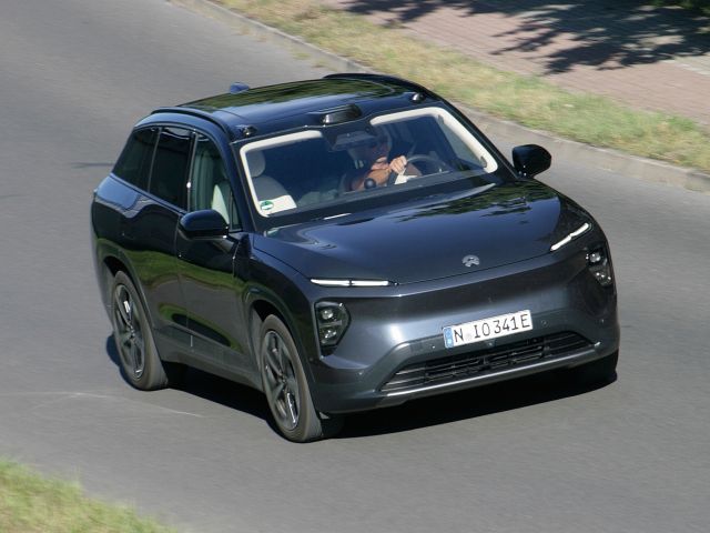 Der Nio EL 7 soll es den Platzhirschen zeigen - Bild 1