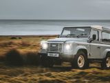 Land Rover haucht alten Defender mit einem V8 neues Leben ein - Bild 9