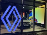 Renault eröffnet ersten rnlt© Store in Deutschland - Bild 2