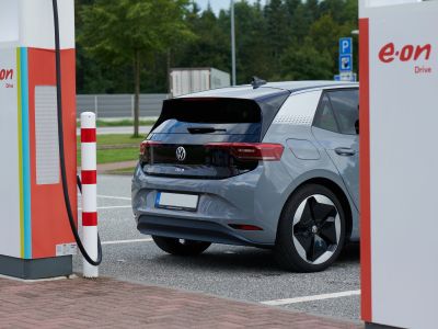 Erste Deutschlandnetz-Standorte von Eon gehen in Betrieb