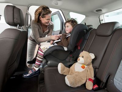 Ratgeber: Mit Kind im Auto
