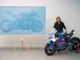 Eine Ducati in blauen Linien - Bild 3