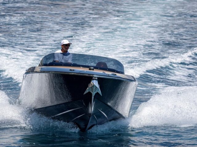 Sportboot mit Porsche-Antrieb stellt Geschwindigkeitsrekord auf - Bild 1